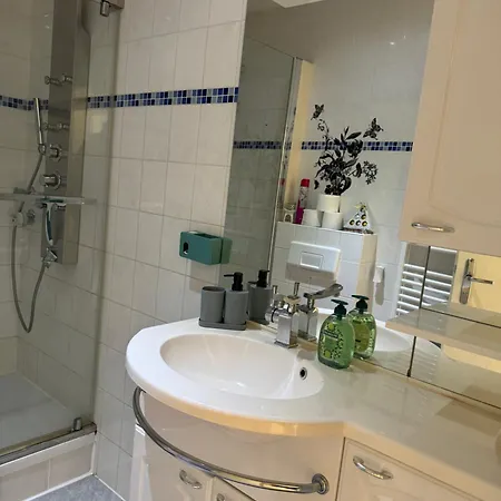 Komfort 11 アパート カッセル